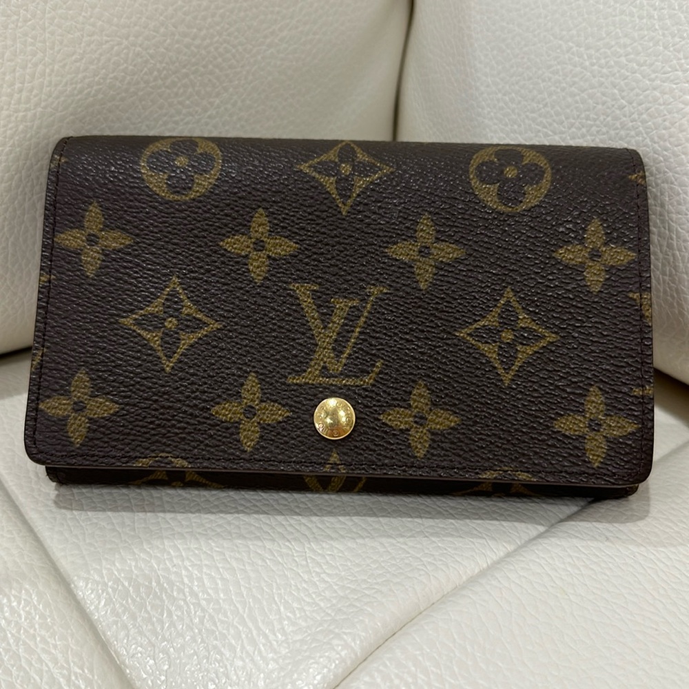 Louis Vuitton Brown Monogram Canvas Wallet with Gold Hardware